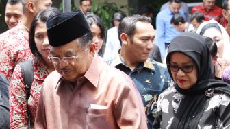 JK Melayat Almarhum Probosutedjo