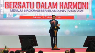 Cegah Sengketa, Presiden Jokowi Serahkan Sertifikat Tanah