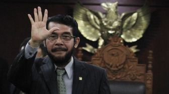 Anwar Usman Dicopot dari Ketua MK Imbas Pelanggaran Berat, Ketua Komisi III DPR Terima Kasih ke Jimly Asshiddiqie