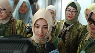 Boyong 23 Keluarganya Umrah, Kenapa Nikita Willy Tak Ajak Pacar?