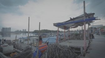 Kampung Pelangi, Cerita dari Pinggir Laut Kamal Muara