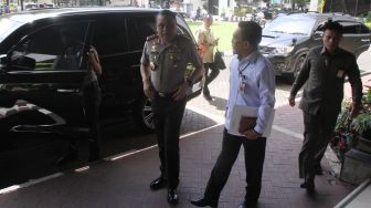 Wakapolri Komjen Pol Syafruddin bertemu dengan Menteri Agama Lukman Hakim Saifuddin di kantor Kementrian Agama, Jakarta, Rabu (4/4). 