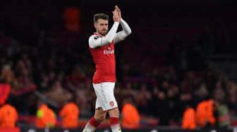 Kepergok Pesan Tiket Menuju Turin, Ramsey Disebut Deal dengan Juventus