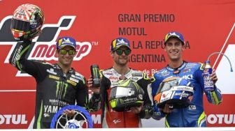 Marquez Diganjar Tiga Penalti, Crutchlow Juara