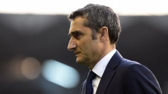 Presiden Barcelona Pastikan Posisi Valverde Aman