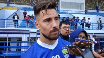 Bauman dan Bojan Kembali Berlatih dengan Persib Bandung