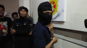 Petrus Tusuk Ali 6 Kali dengan Pisau Sangkur di Gang Sempit UKI