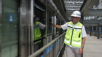 Dirut MRT Periksa Rangkaian Kereta