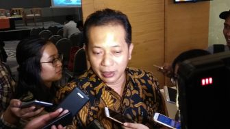 Sebut UU Cpta Kerja Pesanan China ke Jokowo, Ferry Juliantono Singgung 'Karpet Merah'