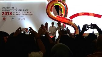 Presiden Jokowi Buka Pameran IIMS 2018 di Kemayoran