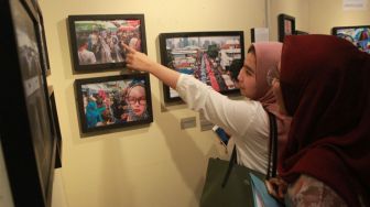 Pecinta Fotografi, Sambangi Pameran Foto Tanah Abang Ini