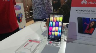 Huawei Nova 2 Lite Resmi Meluncur