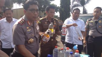 Kapolda Jatim Copot Kapolsek yang Main-main dengan Miras