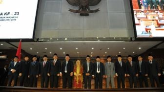 Paripurna DPR Setujui 9 Calon Anggota KPPU 2017-2022