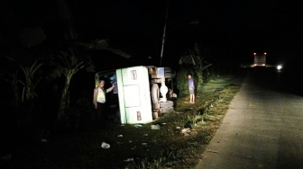 Bus Pengangkut Anak SMA Terguling di Jonggol, Sopir Buron