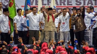 Disentil Prabowo, Kemenkeu Blak - blakan Ungkap Utang Indonesia