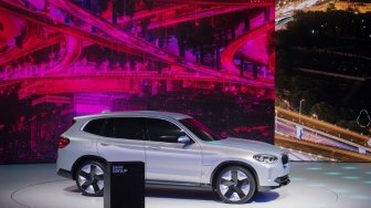 Meluncur Tahun Ini, Mobil Listrik BMW iX3 Mulai Masuk Jalur Produksi