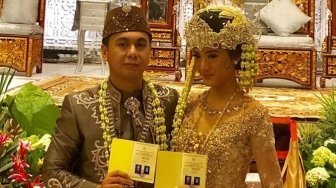 Lantang Baca Ijab Kabul, Raditya Dika Sah Jadi Suami Anissa Aziza