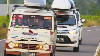 Keren! Kijang Jadul Berhasil Tembus Rute Jakarta - Dili