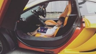 Wah... Selain Moge, Supercar Ini Juga Bikin Istri Sule Berang