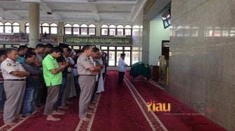 Ipda Auzar, Juru Azan Dua Masjid yang Mati Dibunuh Teroris