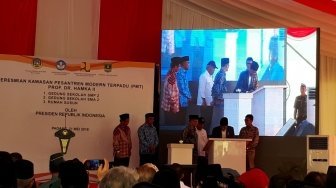 Presiden dan Menteri PUPR Resmikan Rusun DR Hamka di Padang