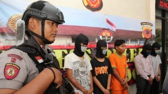 Aksi Kawanan Begal Teror Pengguna Layanan Hotspot di Bogor