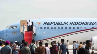 Bersejarah, Pesawat Kepresidenan Mendarat di Bandara Kertajati