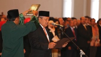 DPR Berharap Perry Warjiyo Perbaiki Rupiah yang Anjlok