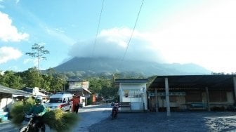 Ini Penjelasan Material Letusan Merapi Mengandung Magmatik