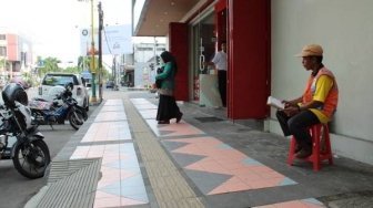 Marak Juru Parkir Liar di Pekanbaru, Dinas Perhubungan: Tak Pakai Atribut, Jangan Bayar!