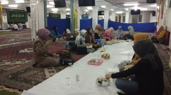 Beda Waktu Dengan Sunni, Begini Cara Umat Islam Syiah Buka Puasa