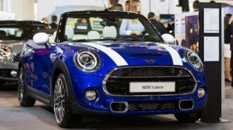 Berawal dari Iseng, Tukang Ojek Online Menangkan Mini Cooper Rp 12 Ribu