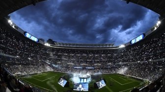 Stadion Santiago Bernabeu saat merayakan Real Madrid menjuarai Liga Champions. GABRIEL BOUYS / AFP