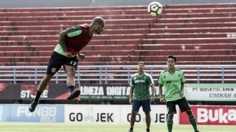 Teror Gawang Bhayangkara, Persebaya Siap Turunkan David da Silva