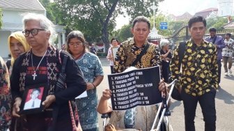 Temui Jokowi, Sumarsih Minta Kasus Pelanggaran HAM Dibuka Lagi