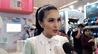 Dibilang Terlalu Hemat, Intip Koleksi Barang Mewah Anak Sandra Dewi