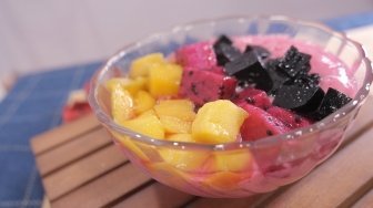 Menu Simpel Berbuka - Smoothies Bowl Sehat