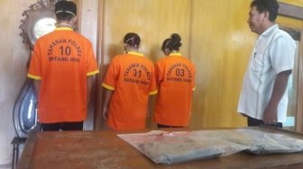 Hubungan Intim Sedarah, Ibu dan 2 Anak Kandungnya Ditangkap
