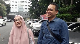 Lyra Virna Bantah Menangis Usai Jalani Pemeriksaan