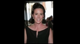 Selain Kate Spade, Desainer Busana ini juga Wafat Gantung Diri