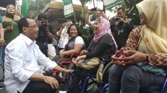 Ucap Maaf Menhub Saat Antar Pemudik Disabilitas