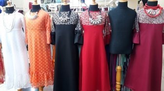 Buat Panduan Belanja, Ini Tren Baju Lebaran 2018