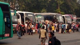 Curhat Buruh Jakarta, THR Pas-pasan dan Tiket Mudik Semakin Mahal