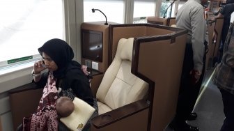 Harga Promo dan Mudik Nyaman, Orang Ini Pilih Naik Kereta Sleeper