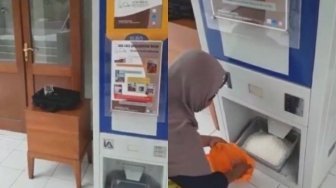 Viral, Mesin ATM Keluarkan Beras untuk Warga Miskin