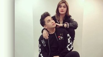 Hilda Vitria Pastikan Hanya Sebatas Teman dengan Billy Syahputra