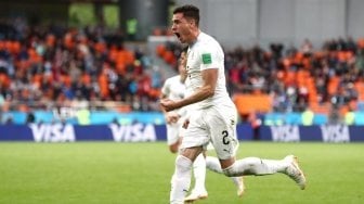 Jose Gimenez menjadi pemain Uruguay pertama yang mencetak gol penentu kemenangan untuk negaranya di pentas Piala Dunia, sejak terakhir Daniel Fonseca melakukannya di edisi 1990 silam. Kala itu, gol Fonseca di menit 92 membawa Uruguay mengalahkan Korea Selatan. (AFP)