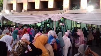 Antrean Salat Ied di Istiqlal Mulai Sejak Pukul 03.00