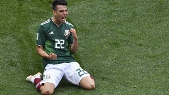 Boyong Hirving Lozano, Napoli Ukir Sejarah